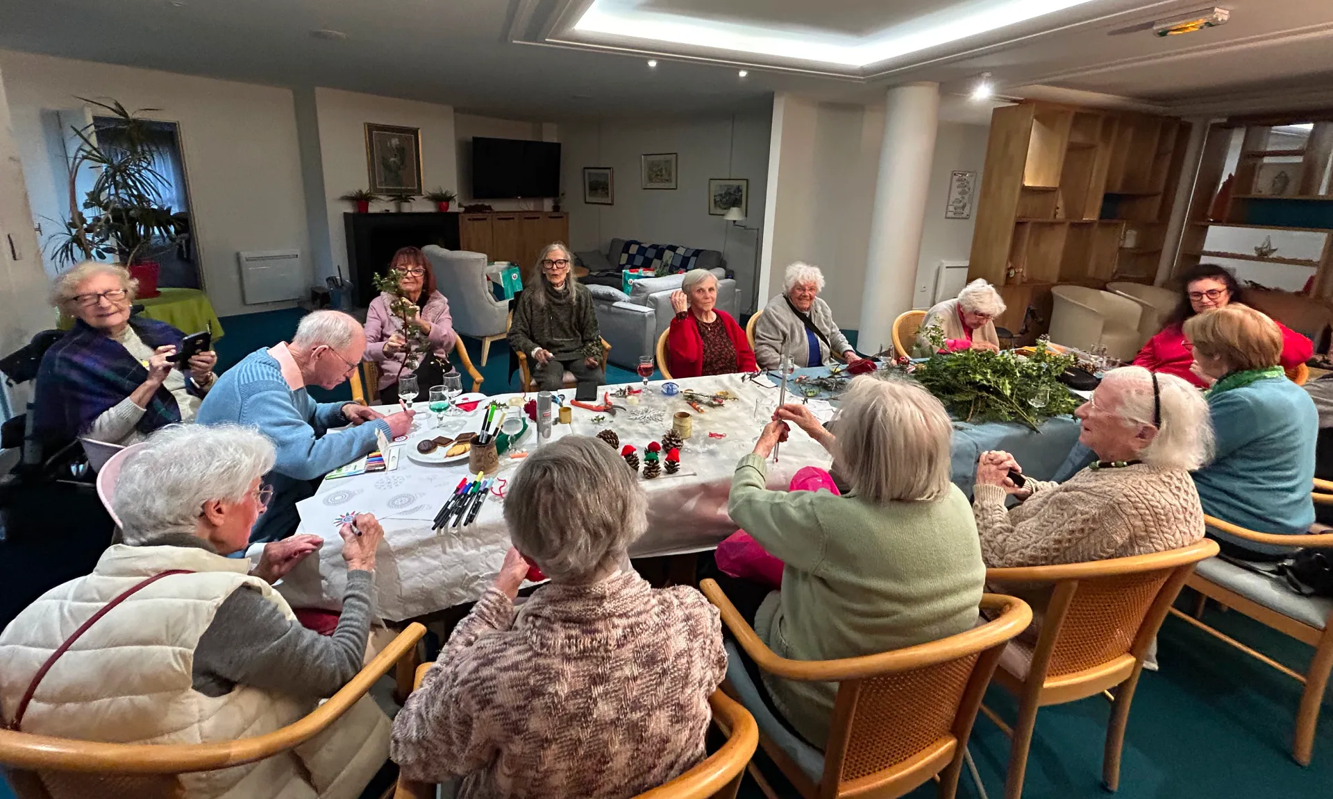 Residence Des Lices Residence Services Seniors Rennes Atelier Decorations De Noel